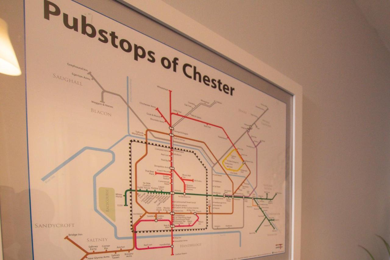 Lord Street - 2 Beautiful Apartments - Sleep Up To 14 Guests - By Rework Accommodation Chester Exteriör bild